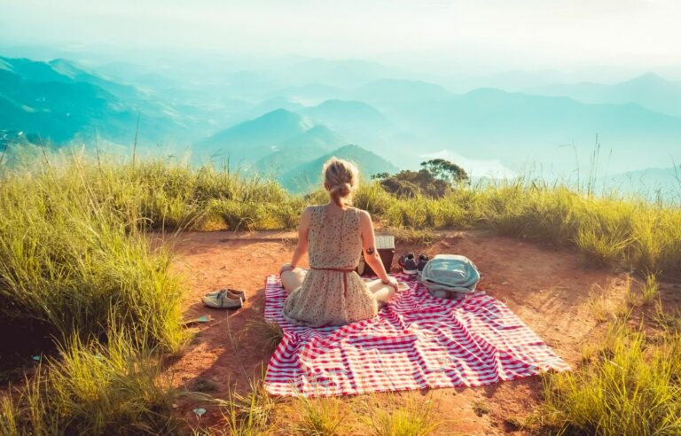 Solo Travel for Introverts: Tips for Introverted Travelers Exploring Alone 