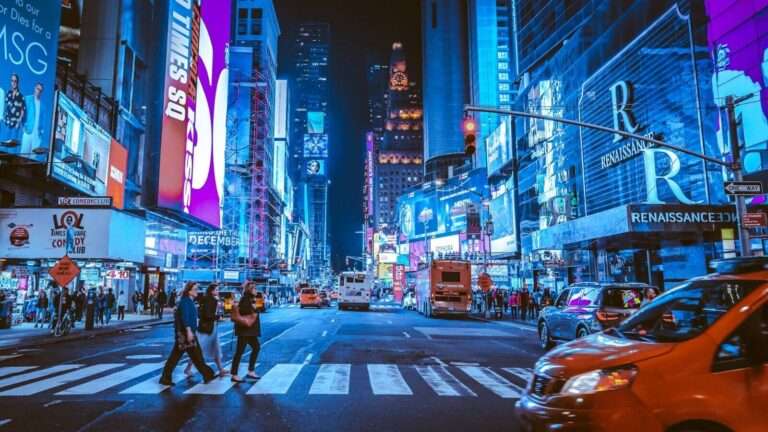7 UNEXPECTED Things to Do in New York at Night