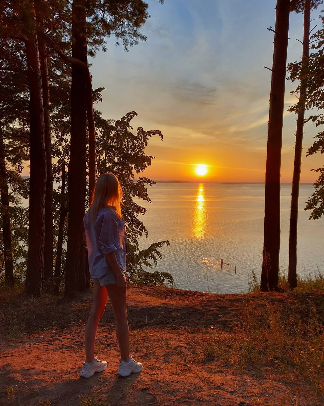 Linen clothes for sunset