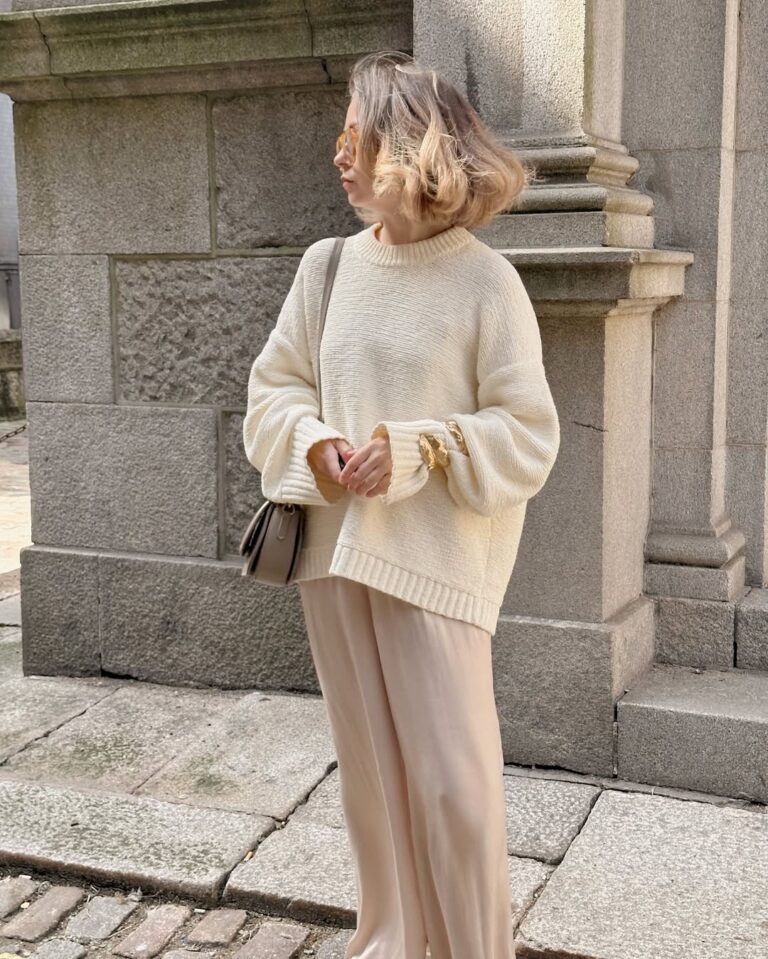 What to Wear in Edinburgh for Every Season Without Overpacking