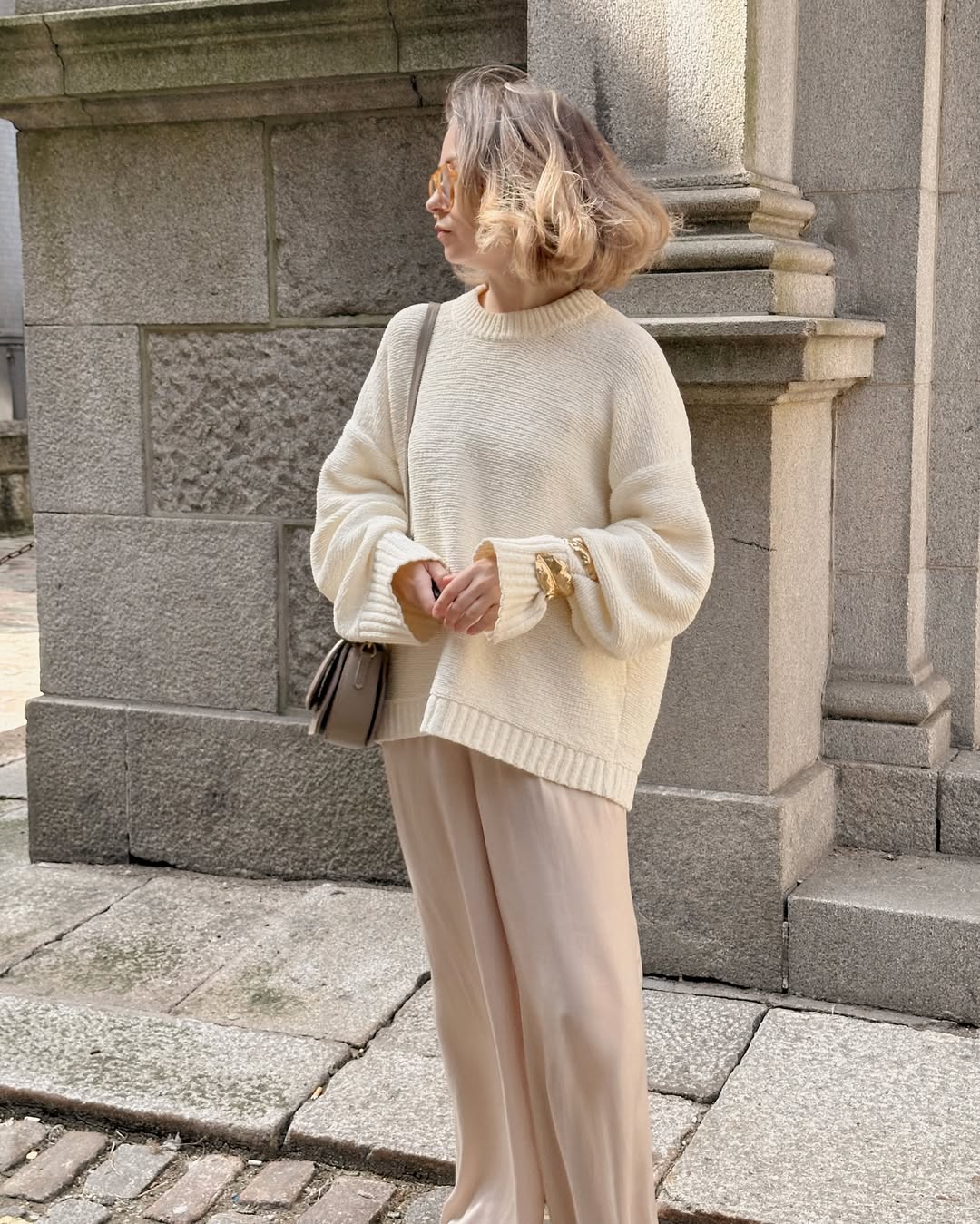 Cozy neutral layers for a breezy Edinburgh day