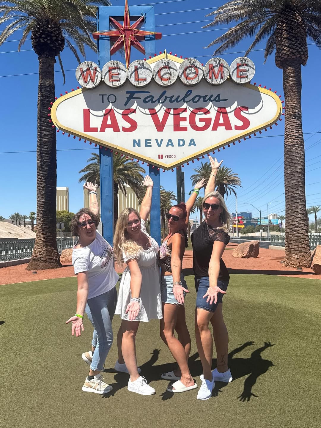 Lightweight linen clothes