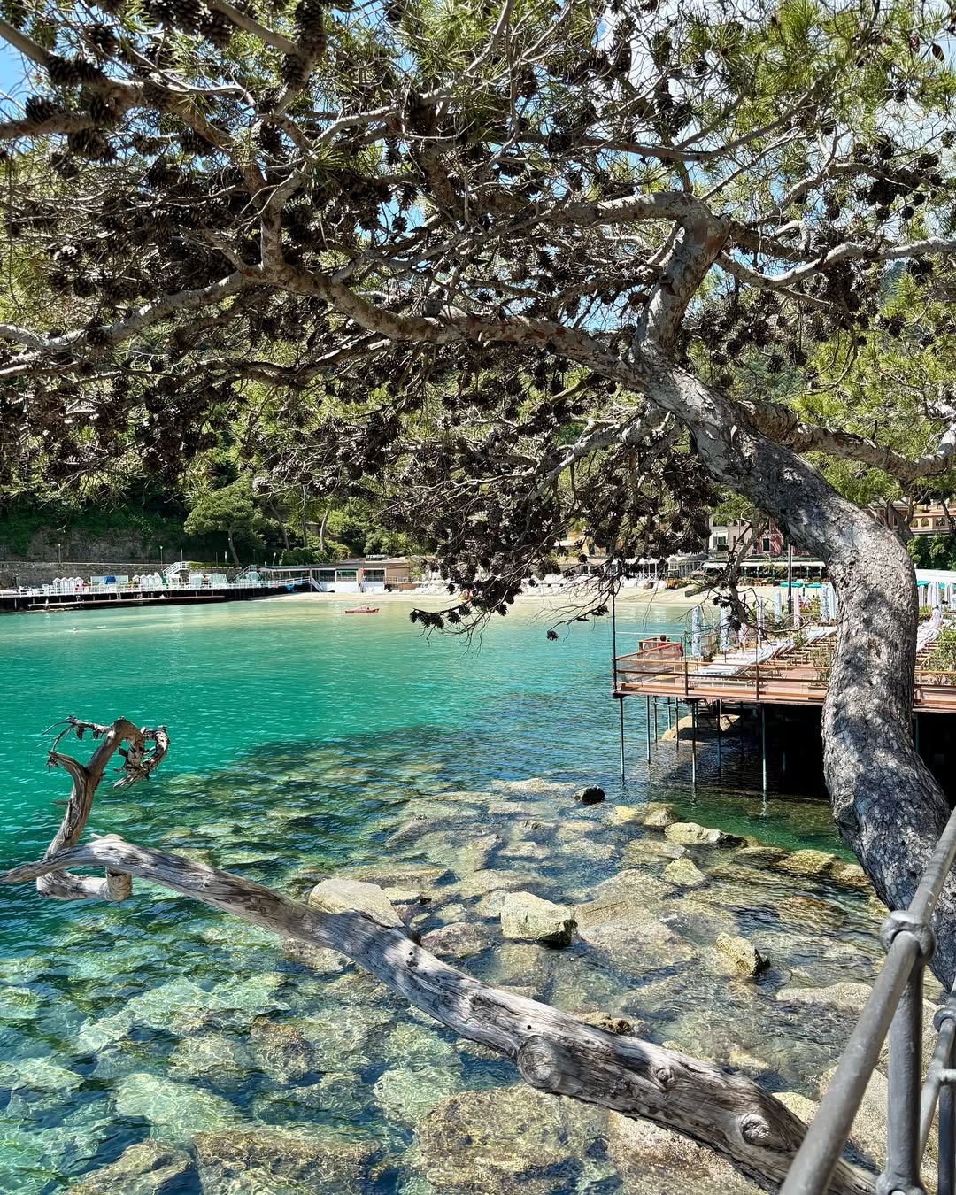 Paraggi Beach