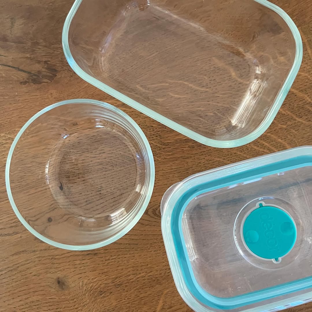 Reusable containers
