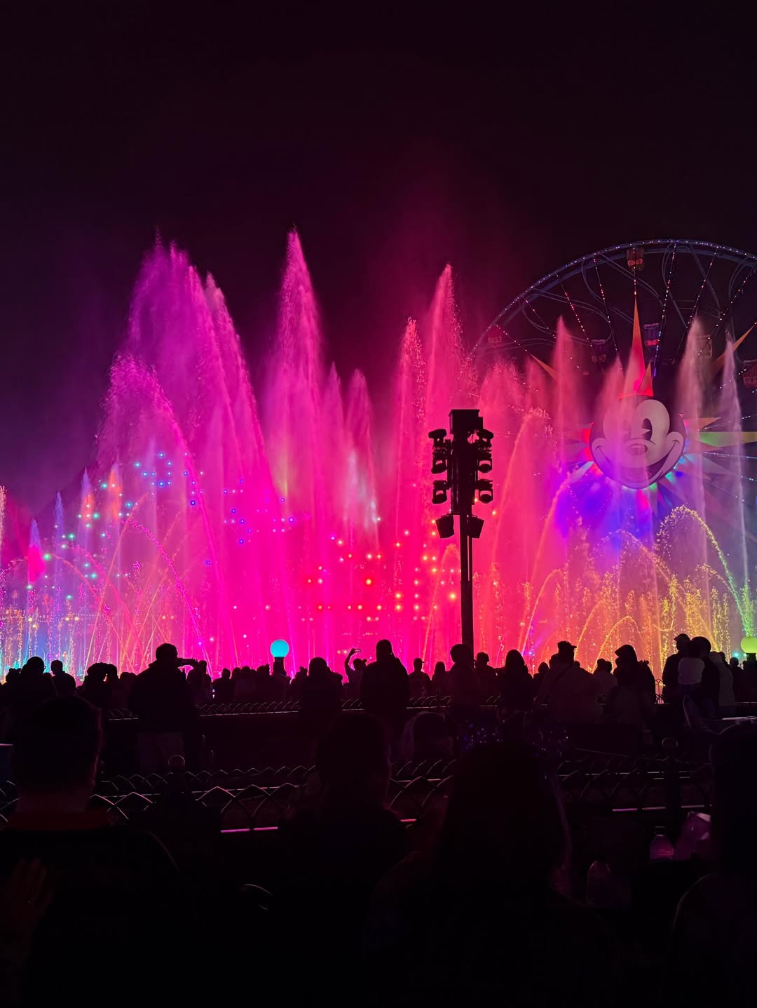 World of Colors, Disneyland