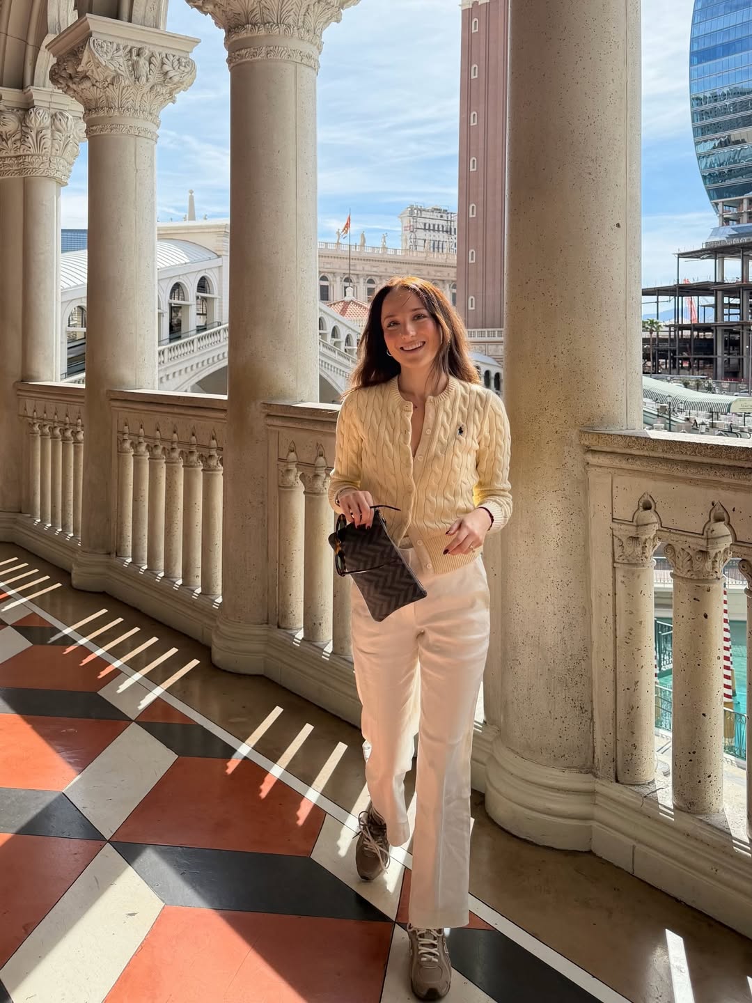 Image credit: instagram@ozgeakgunbulut