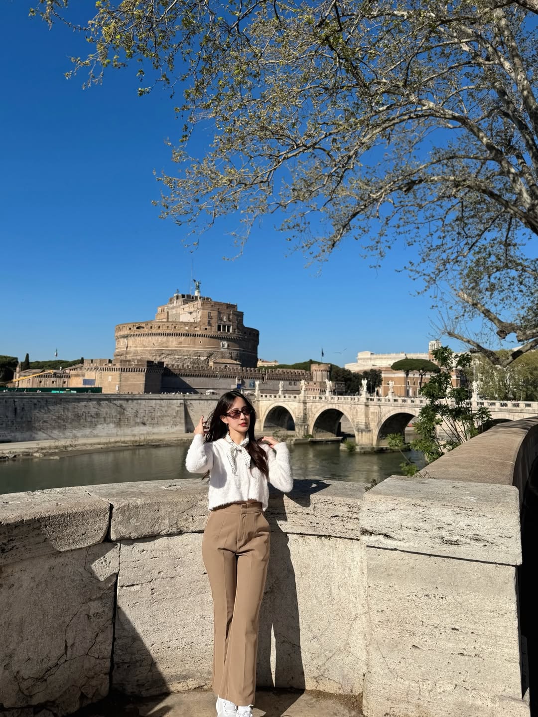 Image credit: instagram@ploy_tangsuwan