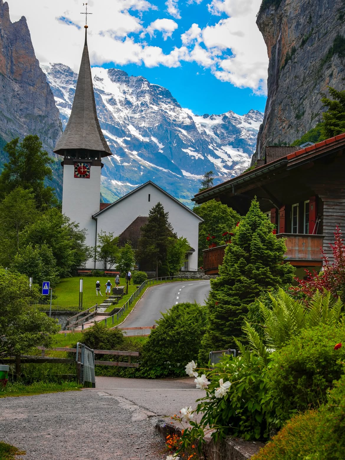 Lauterbrunnen Valley